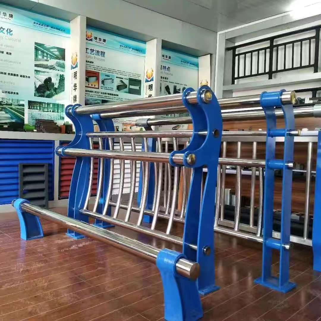 中卫市桥梁防撞护栏桥梁护栏 - 排名